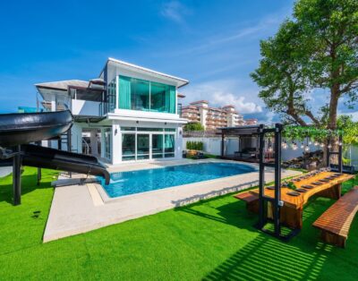 MOON Pattaya Pool Villa บ้านพักพูลวิลล่าพัทยาใกล้ทะเล 200 เมตร