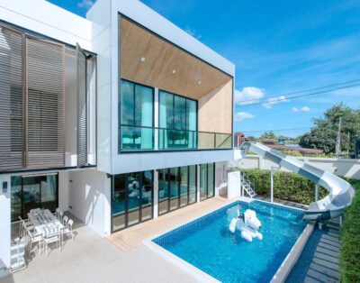 Pool Lay Stay A1-4 Pattaya pool villa บ้านพักพูลวิลล่าพัทยา