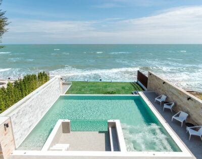 Casa Ricca beachfront huahin Pool Villa บ้านพักพูลวิลล่าติดทะเลหัวหิน